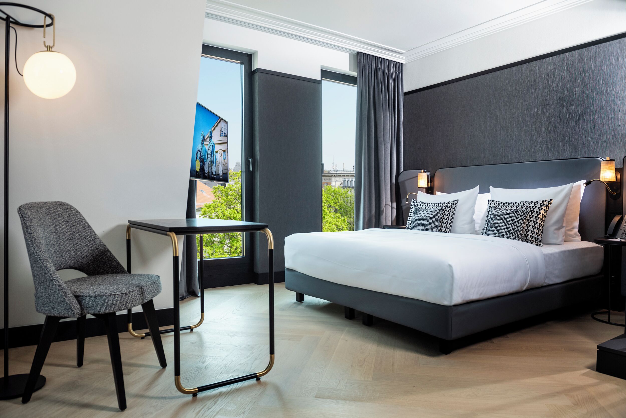 Hochwertige Bettwaren, Zimmersafe, schallisolierte Zimmer
