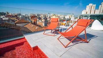 Außenpool, geöffnet von 10:00 Uhr bis 19:00 Uhr, Liegestühle