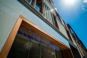 Front of property - Akeah Hotel Gran Via (Madrid)