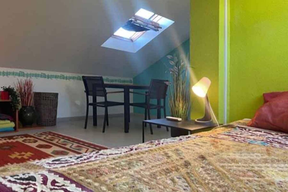 Deluxe Double Room, 1 Bedroom, Bathtub | Individually decorated, individually furnished, free WiFi, bed sheets
