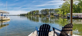 💥Luxury Waterfront Retreat Fully Renovated HotTub Kayaks  Paddle board Gameroom