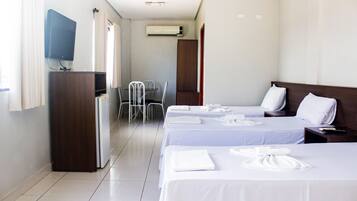 مكتب ومساحة عمل للكمبيوتر المحمول وواي فاي مجانًا