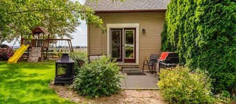 Beautiful Country & Ranch setting with room to relax