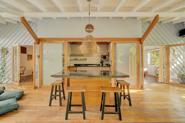 Fridge, microwave, coffee/tea maker, electric kettle