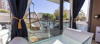 Nid D'amour sur L'eau Avec Jacuzzi