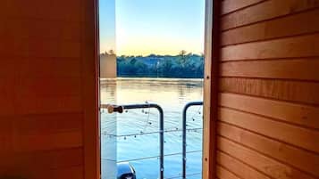 Room, Ensuite (Suite Stockholm) | Balcony view
