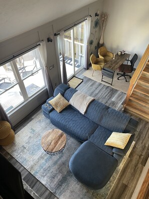 Smart TV, fireplace, ping pong - Casa Mia by the Braves Stadium In Smyrna Ga (Smyrna)