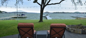 Make memories in this cozy water front house on Eagle Mountain Lake.
