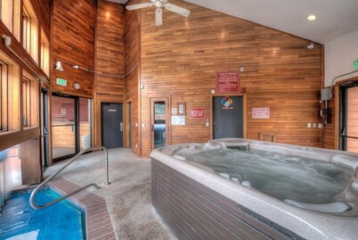 Three bedroom across from Beautiful Lake Dillon