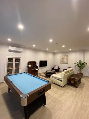 غرفة الألعاب