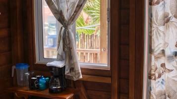 Cabin Deluxe | Bộ đồ giường cao cấp, minibar, két bảo mật tại phòng