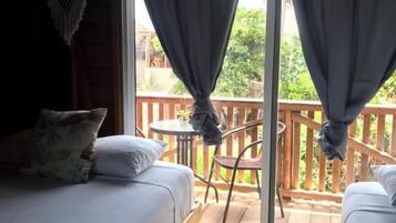 Deluxe Cabin | Premium bedding, minibar, in-room safe, free WiFi