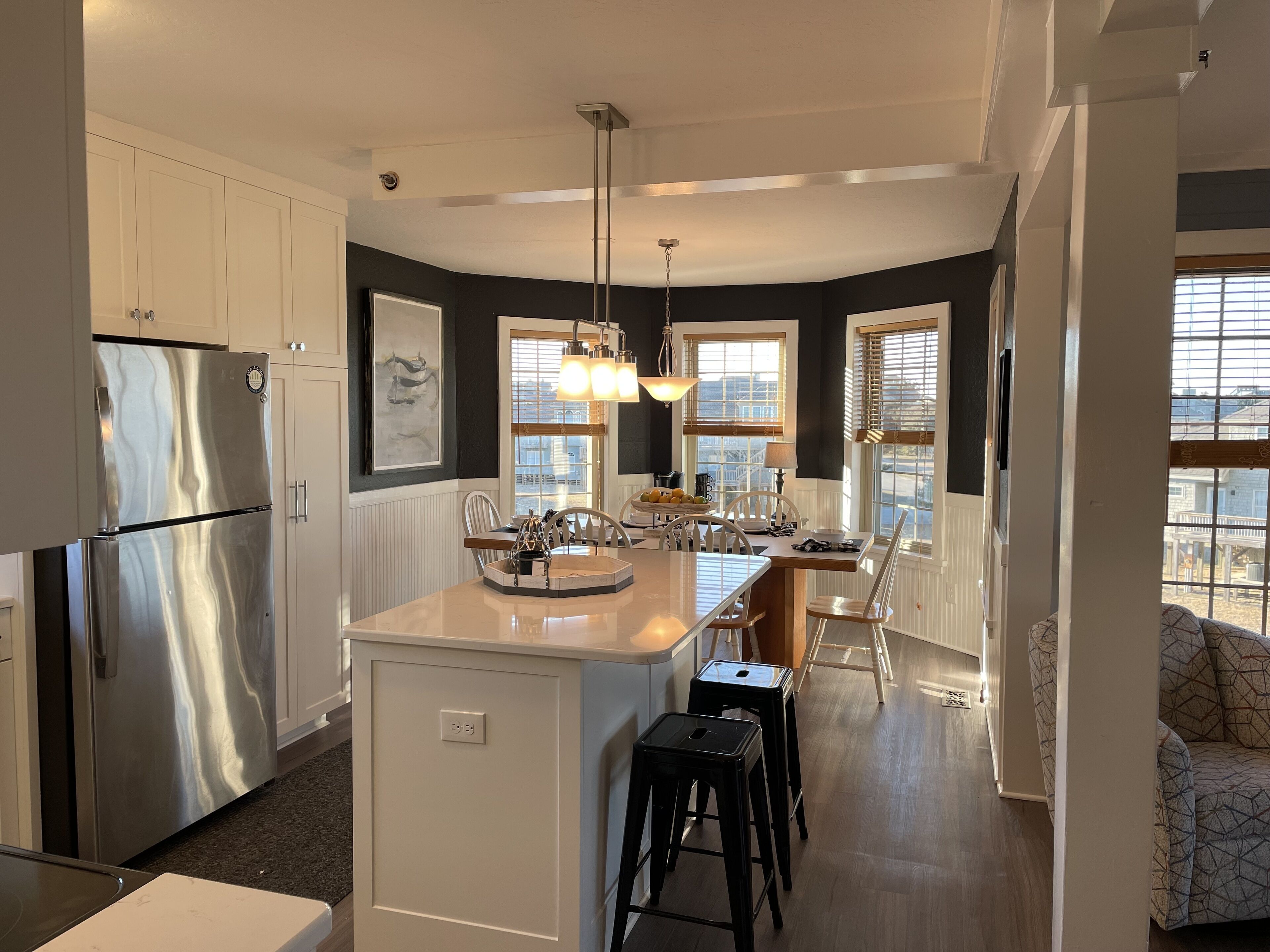 Vitamin Sea-Beautiful Oceanfront-3 Bedroom Condo Located in Duck, NC.