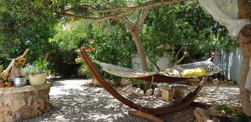 VILLA MONTSITA FAMILY VILLA WITH LARGE GARDEN 5 MINUTES FROM THE SEA