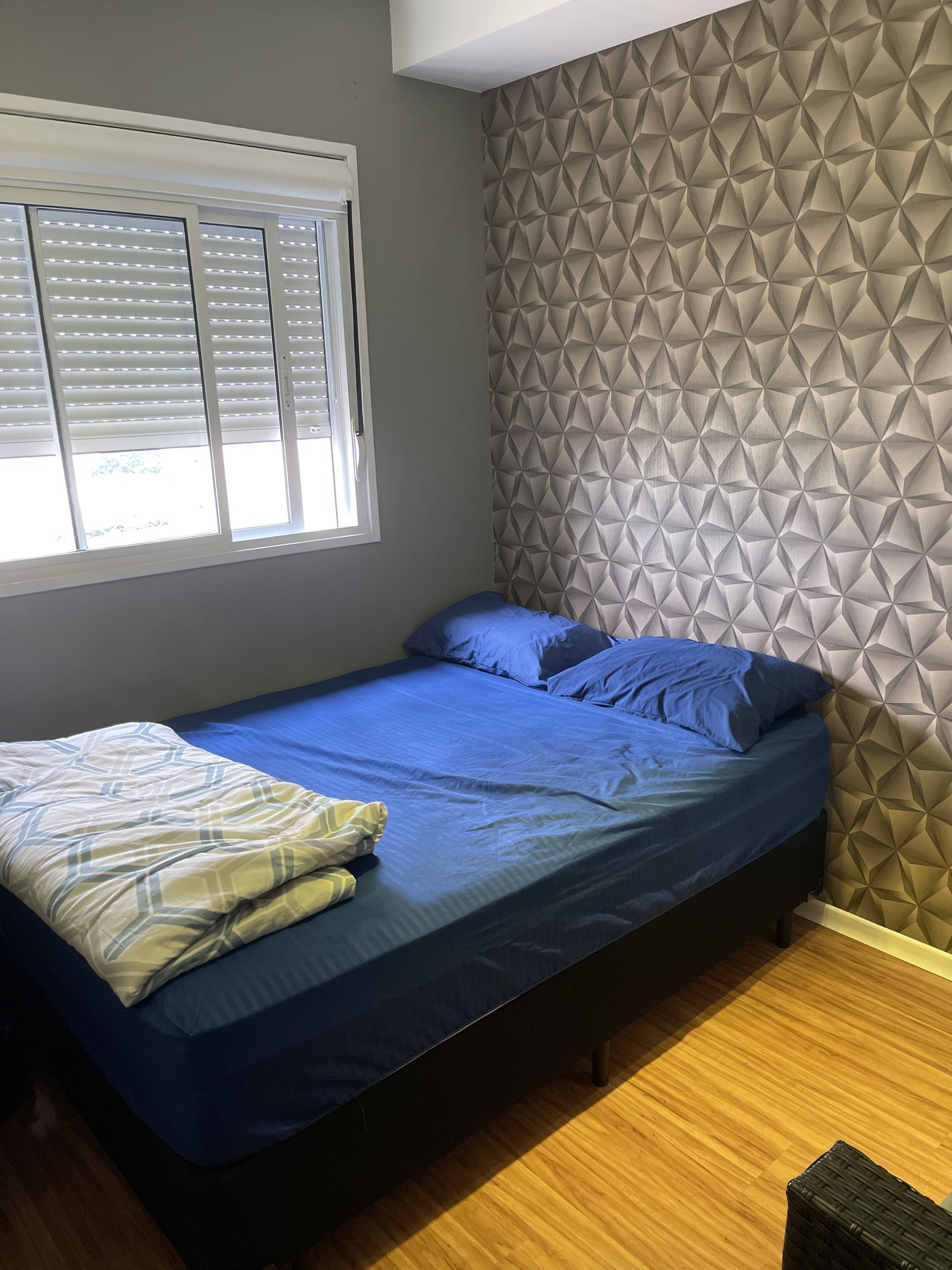 Large apartment with barbecue on the balcony