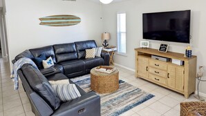 Living room - Time Well Wasted Weeki Star5vacations (Spring Hill)