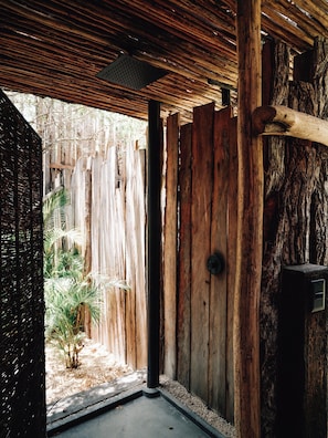 Room (Moon Temple) | Minibar, in-room safe, individually decorated, blackout drapes