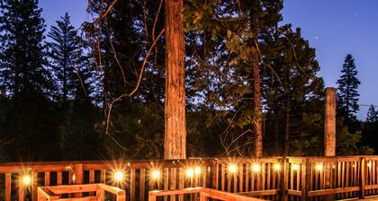 Across from Blue Lake Springs Pool! Private Hot Tub, EV charger, Pets Ok!