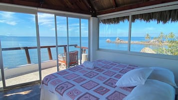 高級客房, 私人泳池, 海景 | 防敏寢具、迷你吧、遮光窗簾/窗簾、免費 Wi-Fi