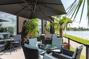 Exterior - Waterfront Lodge (Dunapataj)