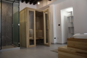 Lichaamsbehandelingen, hotstone-massages, diepe bindweefselmassages