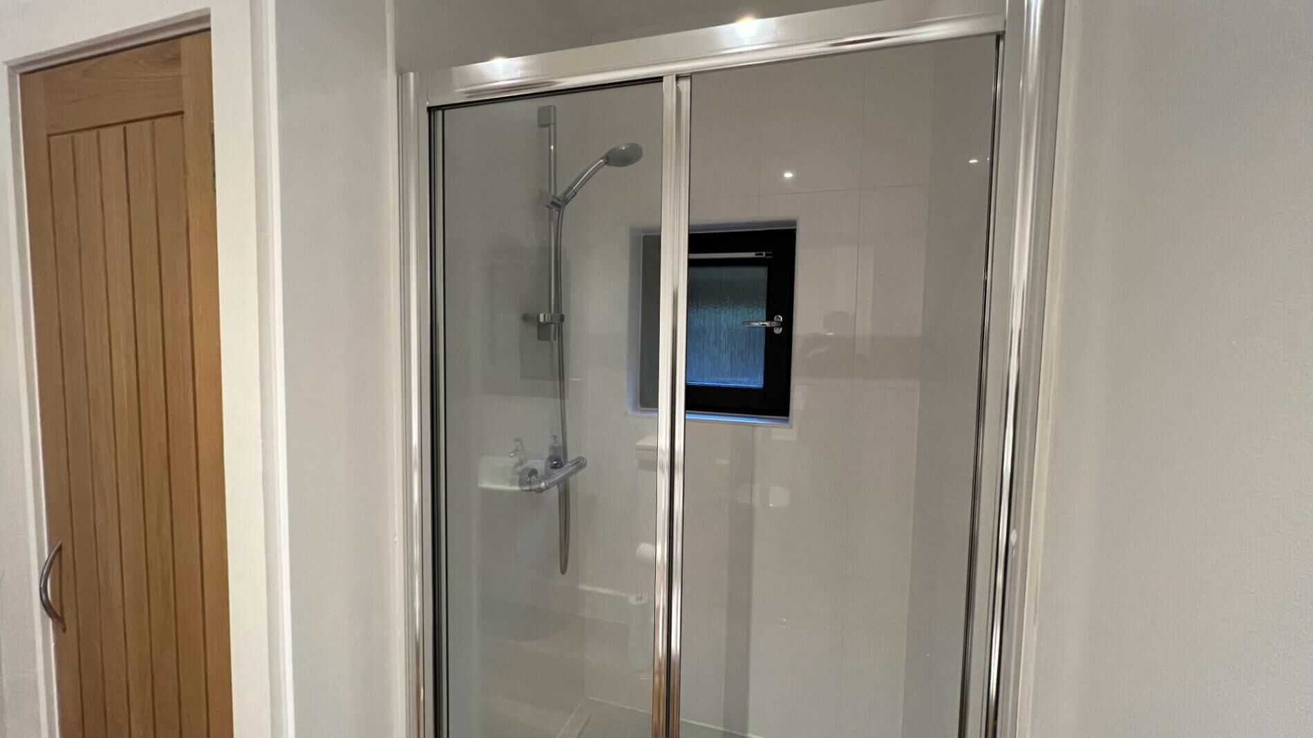 Apartment (1 Bedroom) | Bathroom