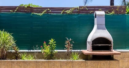 Villa Comfort-Soleil welcomes you to the heart of the Space City.