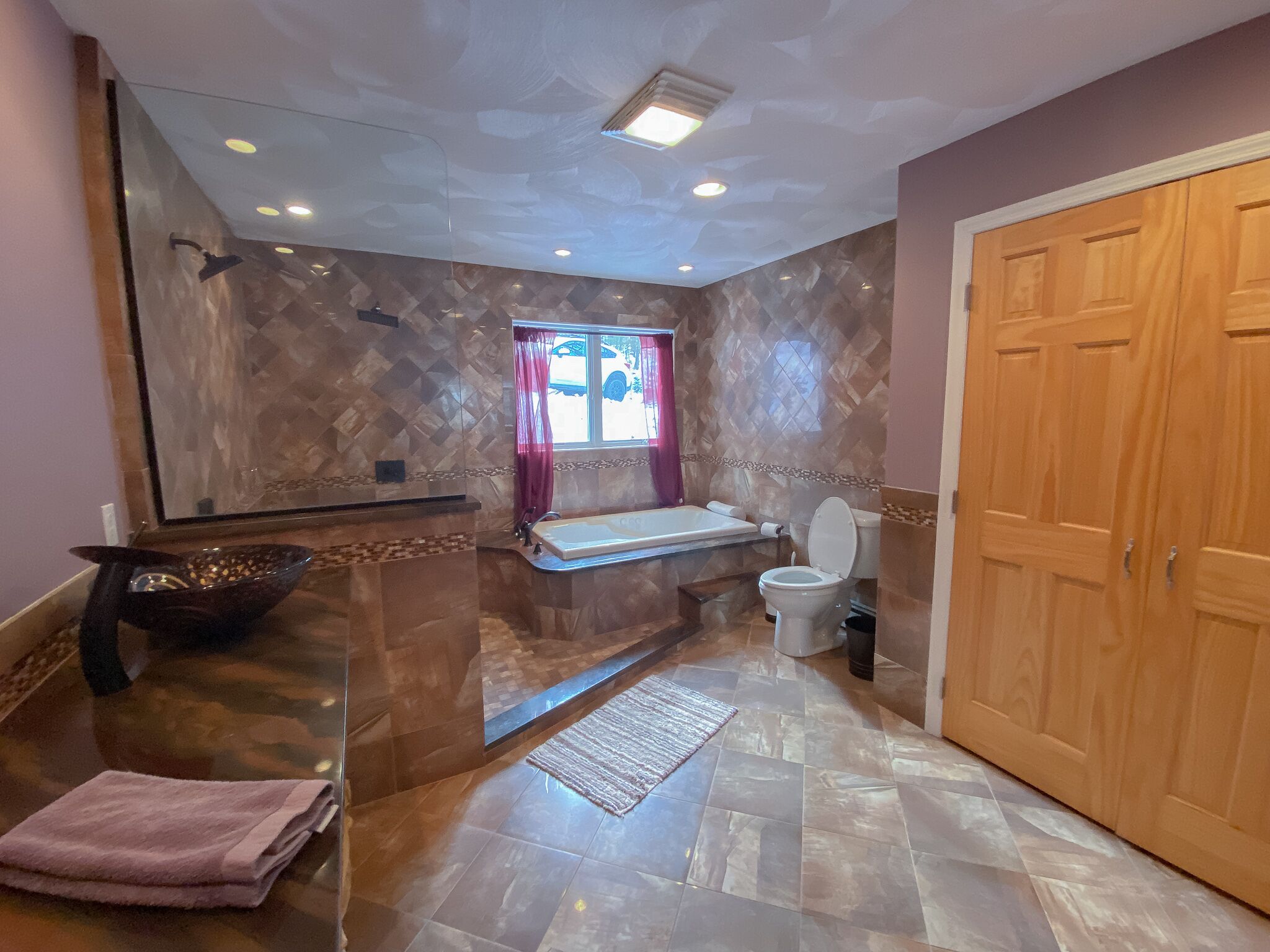 Exclusive Quiet Lake House Retreat Near Elk Mountain