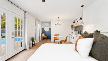 1 bedroom, iron/ironing board, free WiFi, bed sheets