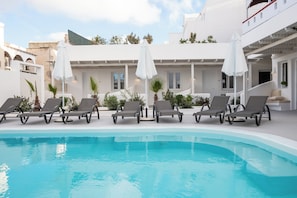 Unclassified image, 5 of 41, button - Ambience Suites (Santorini)