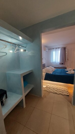 Fer et planche à repasser