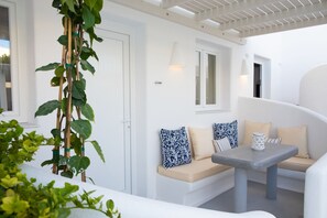 Terrace/patio - Ambience Suites (Santorini)