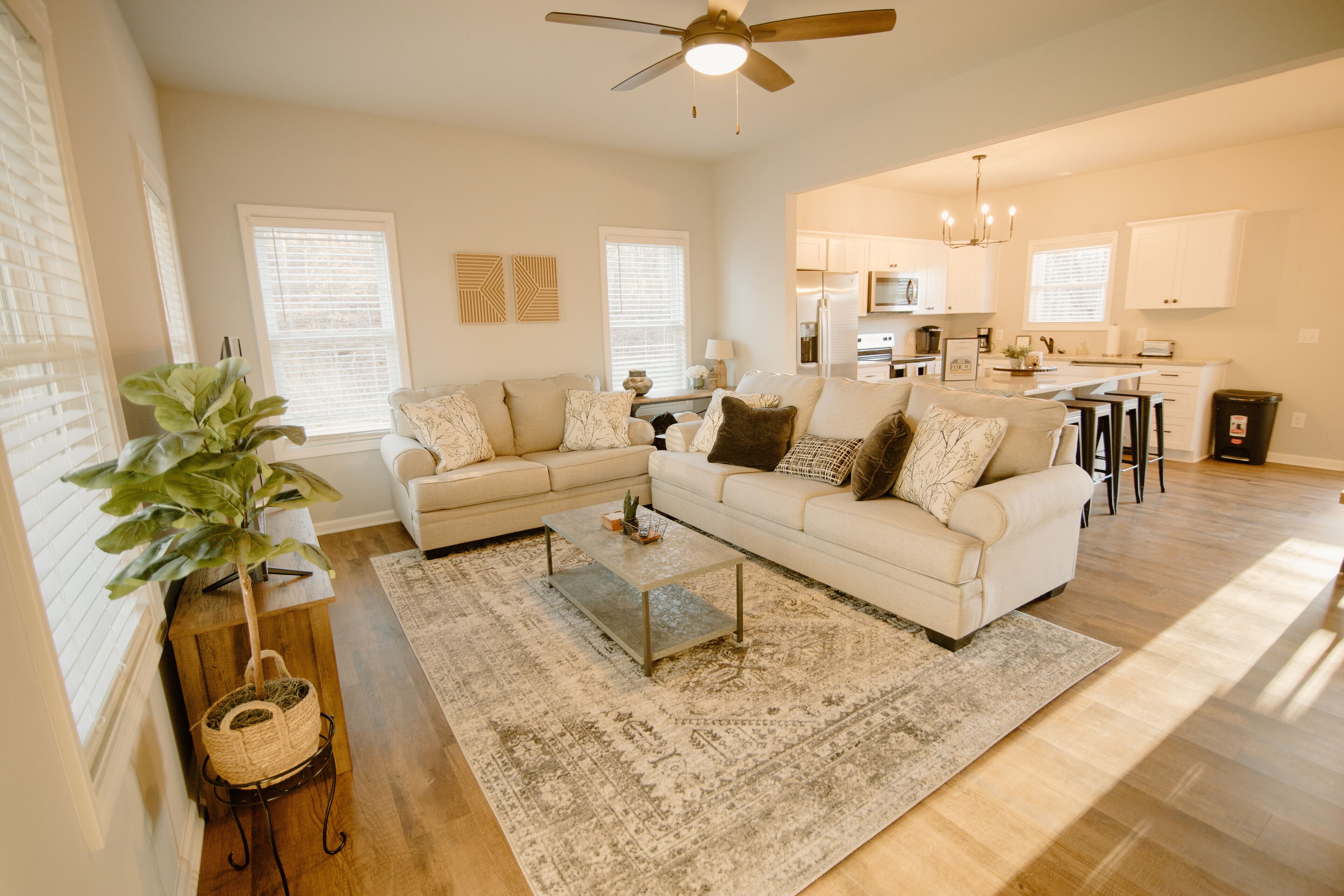 3BR Roper Ln Retreat- close to everything!