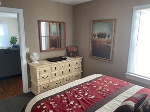 3 bedrooms, iron/ironing board, free WiFi, bed sheets - Cozy Bungalow (Lebanon)