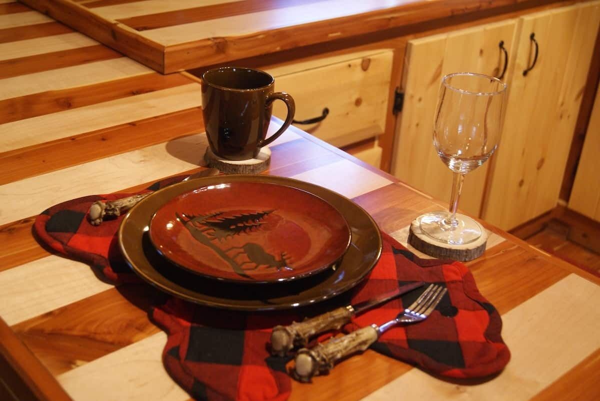 Romantic Secluded Cabin Getaway with Outdoor Bath