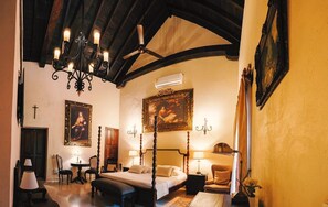 7 soverom, strykejern/-brett, reiseseng for barn og wi-fi