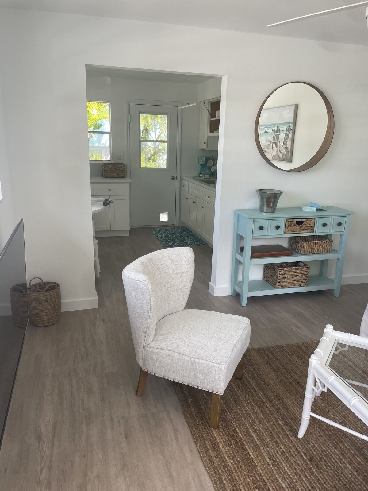 Photo 6 of Beautiful condo minute from the beach and 5th Ave!