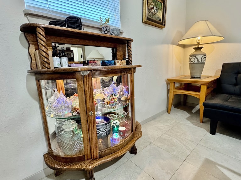 Lovely 2 Br &1 Ba In Downtown King William Riverwalk Convenient Area - San Antonio, TX