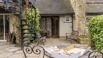 Villa Tradition, salle de bains privée, vue jardin (Exclusive Private Use) | Extérieur