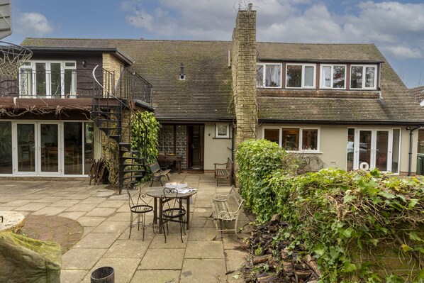 Exterior - Sandford Meadow Guest House (Oxford)