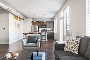 Classic Apartment | Living area