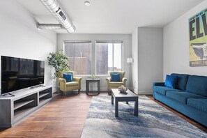 Deluxe Apartment | Living area