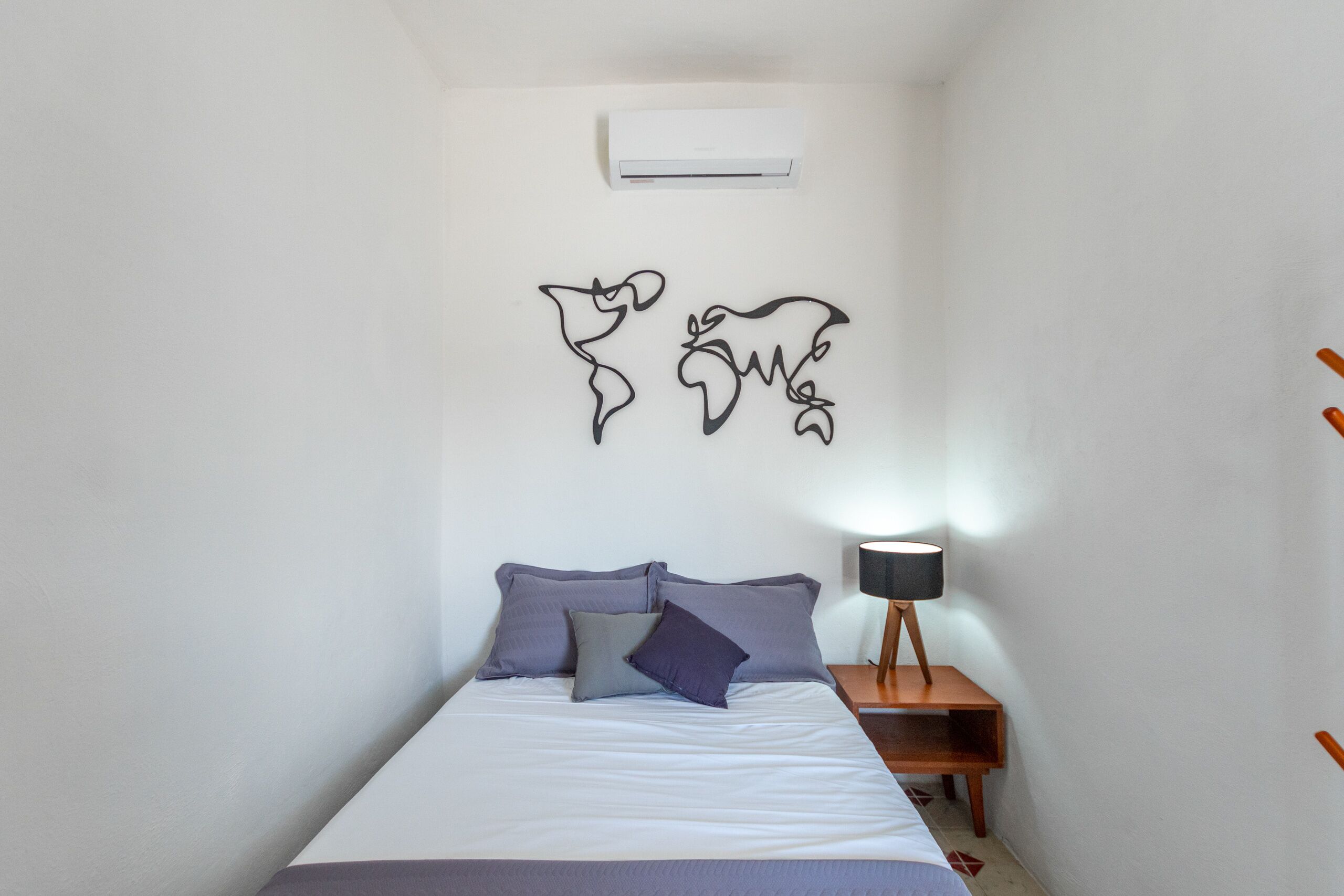 comfort room, 1 double bed, non smoking | hypo-allergenic bedding, free wifi, bed sheets