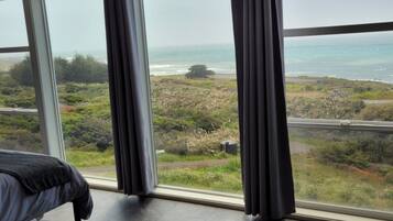 4 habitaciones, tabla de planchar con plancha y wifi gratis