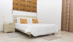 1 Schlafzimmer, Schreibtisch, BĂŒgeleisen/BĂŒgelbrett, kostenloses WLAN