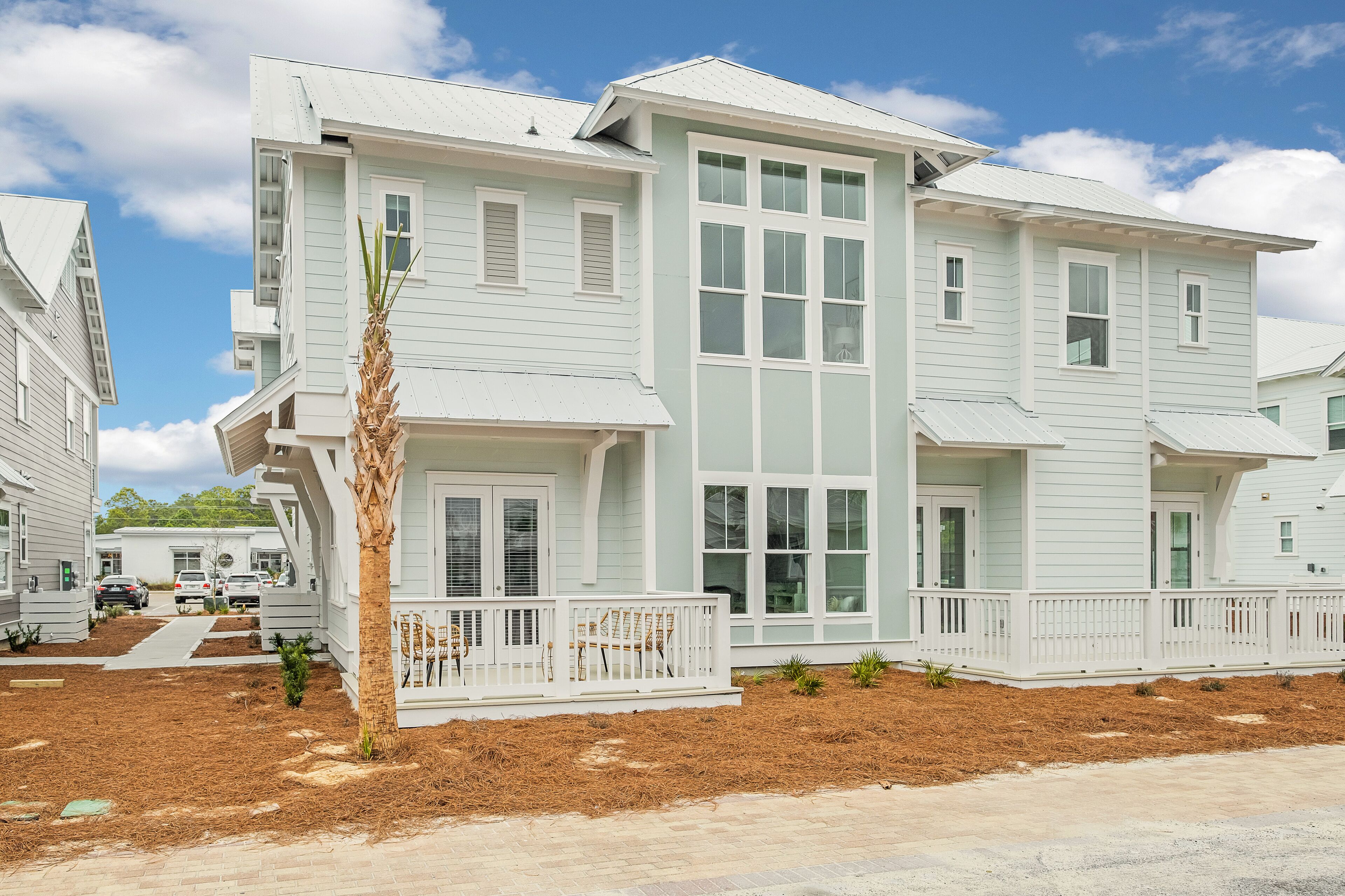 Summer Shandy☀️ 30A Southside Prominence! HUB! *GOLF CART* 2 Pools *Beach* Bikes