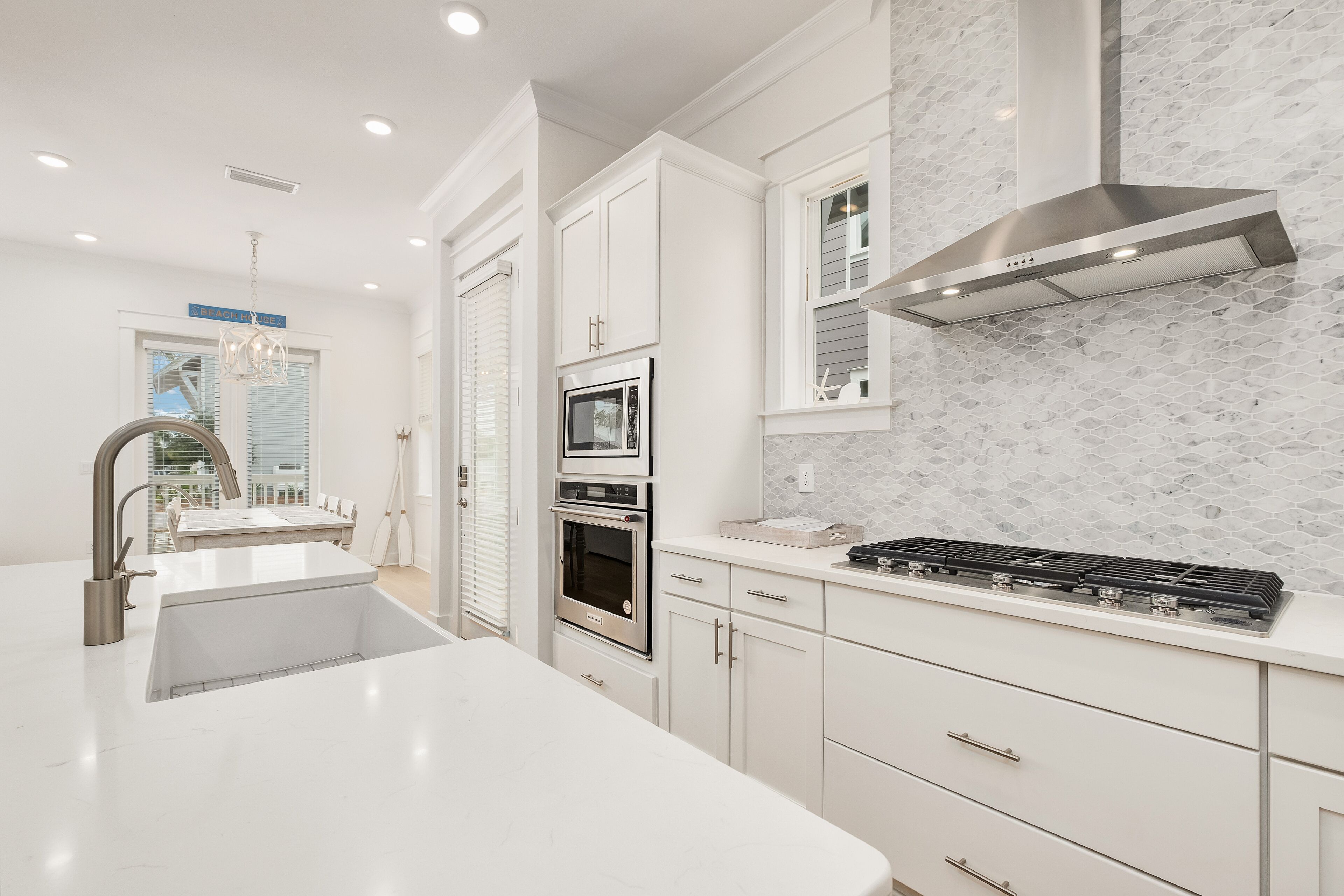 Summer Shandy☀️ 30A Southside Prominence! HUB! *GOLF CART* 2 Pools *Beach* Bikes