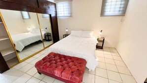 Unclassified image, 5 of 17, button - ITH Lazy Lobster Surf Hostel (Playas de Rosarito)