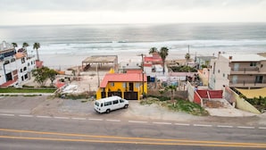 Unclassified image, 3 of 17, button - ITH Lazy Lobster Surf Hostel (Playas de Rosarito)