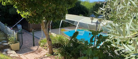 Piscine extérieure, piscine chauffée